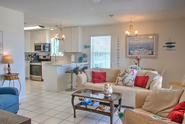 7464 Sunset Harbor Drive APT 131, Navarre, FL 32566