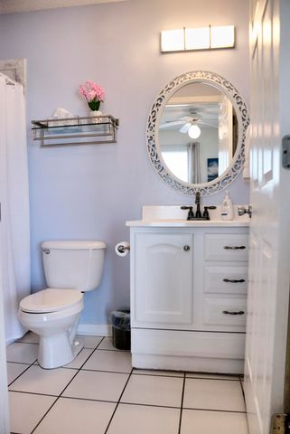 7464 Sunset Harbor Drive APT 131, Navarre, FL 32566