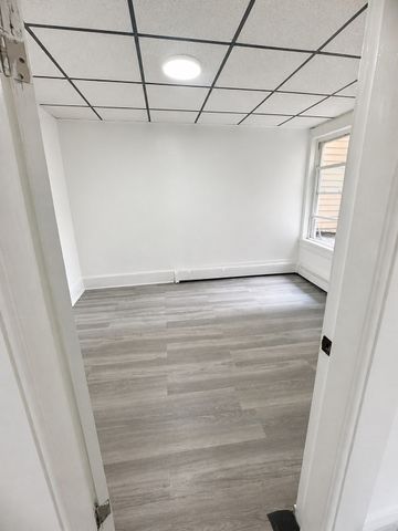 66 Broadway 2R, Methuen, MA 01844