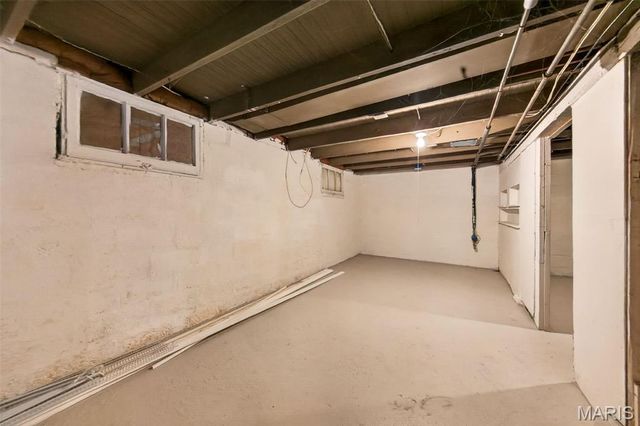 11038 Gertrude Avenue, St Ann, MO 63074