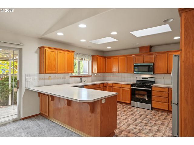 6972 ARROW POINT Ct, Keizer, OR 97303