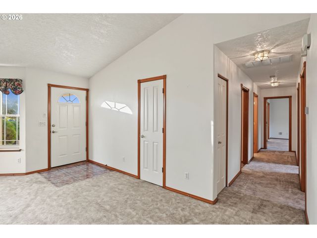 6972 ARROW POINT Ct, Keizer, OR 97303