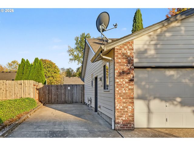 6972 ARROW POINT Ct, Keizer, OR 97303