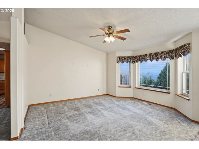 6972 ARROW POINT Ct, Keizer, OR 97303