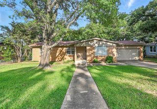 1408 Briarwood Boulevard, Arlington, TX 76013