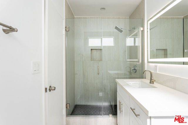 2313 5th Street 2, Santa Monica, CA 90405