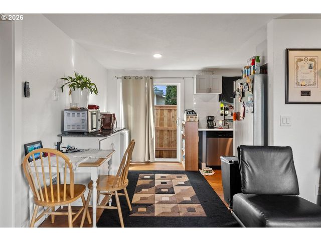 2519 E 35TH St, Vancouver, WA 98663