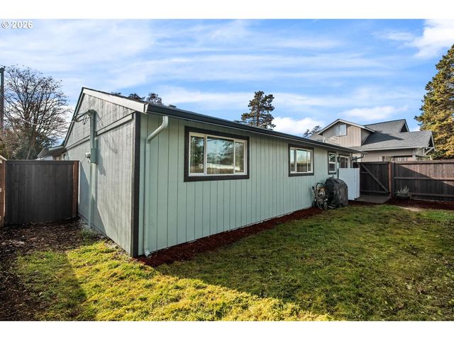 2519 E 35TH St, Vancouver, WA 98663