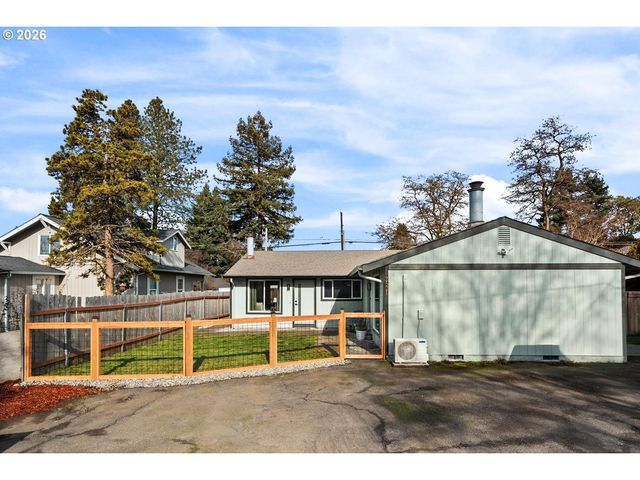 2519 E 35TH St, Vancouver, WA 98663