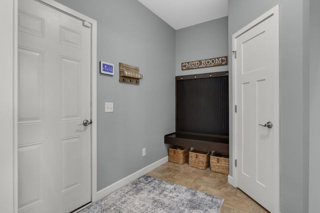 8476 200th Street W, Lakeville, MN 55044