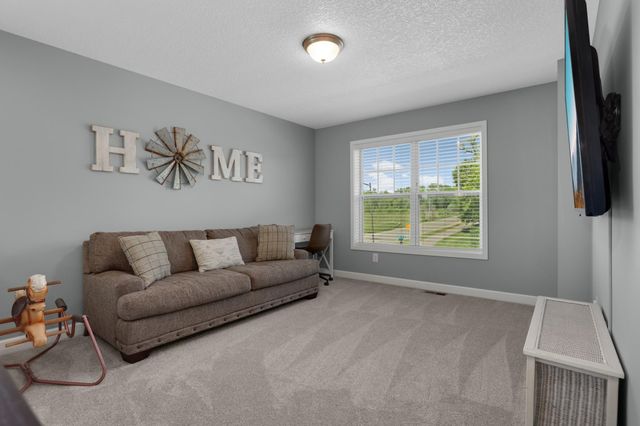 8476 200th Street W, Lakeville, MN 55044