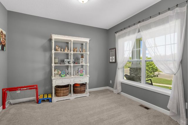 8476 200th Street W, Lakeville, MN 55044