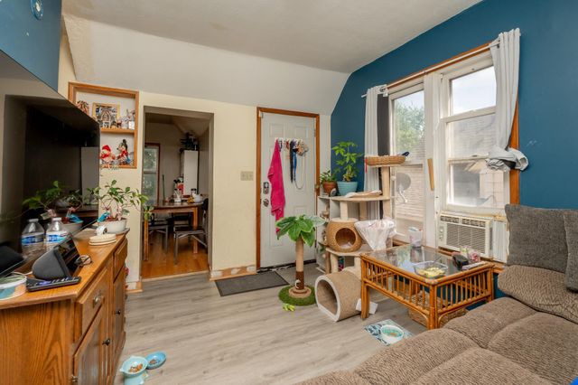 2115 5th Street NE, Minneapolis, MN 55418