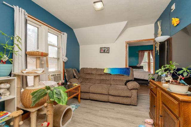 2115 5th Street NE, Minneapolis, MN 55418