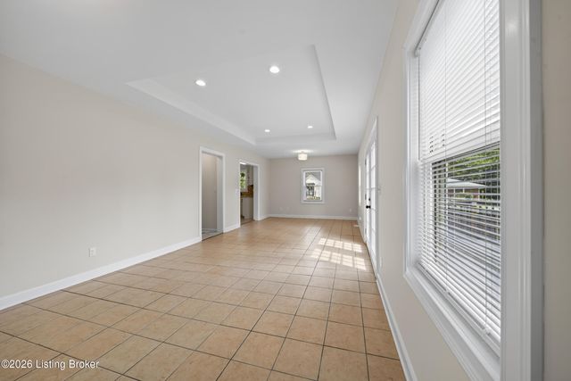 116 James St, Elizabethtown, KY 42701