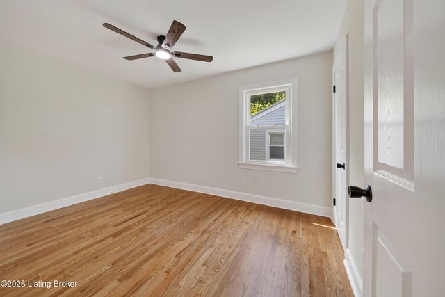 116 James St, Elizabethtown, KY 42701