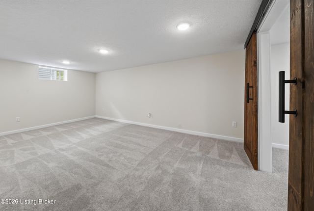 116 James St, Elizabethtown, KY 42701
