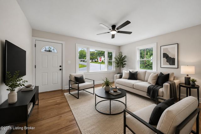 116 James St, Elizabethtown, KY 42701