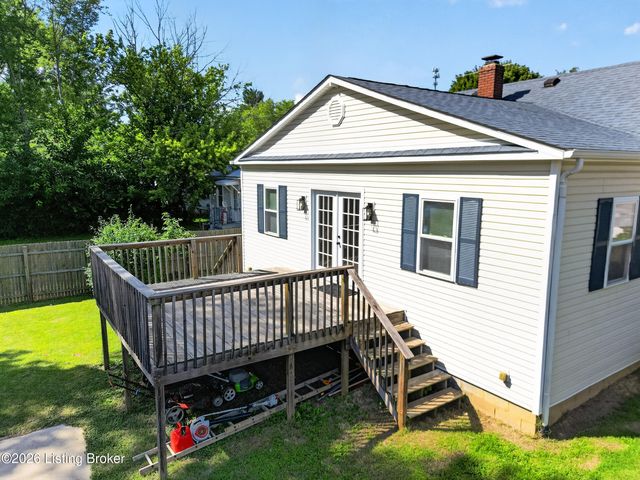 116 James St, Elizabethtown, KY 42701