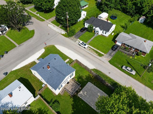 116 James St, Elizabethtown, KY 42701