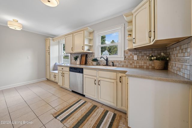 116 James St, Elizabethtown, KY 42701