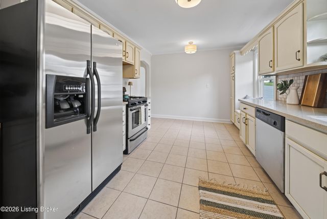 116 James St, Elizabethtown, KY 42701