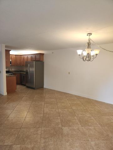702 Sunny Pine Way G1, Greenacres, FL 33415
