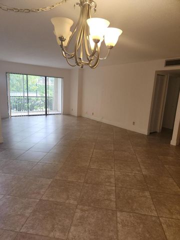 702 Sunny Pine Way G1, Greenacres, FL 33415