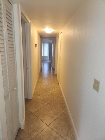 702 Sunny Pine Way G1, Greenacres, FL 33415