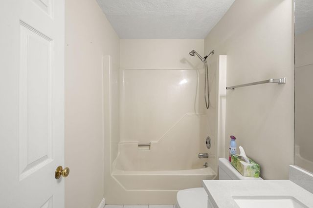 16 Hilltop Drive UNIT 16, Sandwich, MA 02563