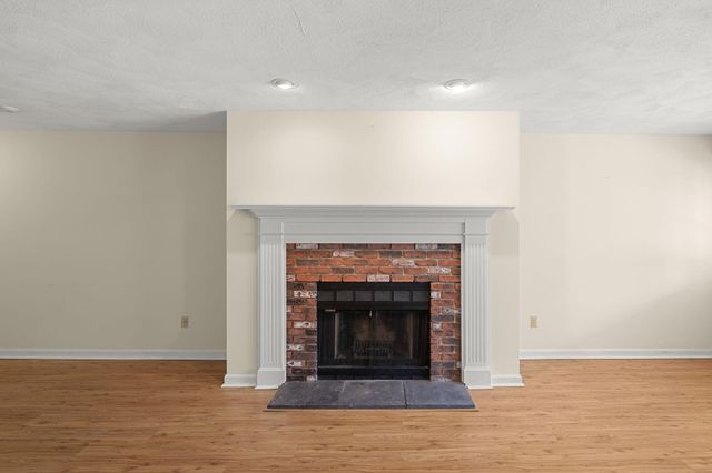 16 Hilltop Drive UNIT 16, Sandwich, MA 02563