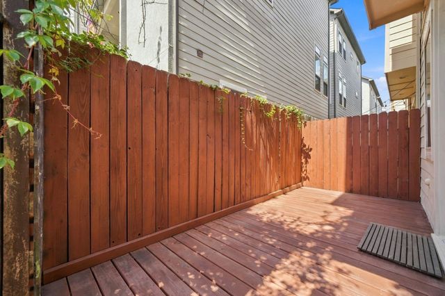 931 W 23rd Street K, Houston, TX 77008