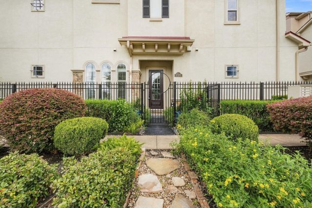931 W 23rd Street K, Houston, TX 77008