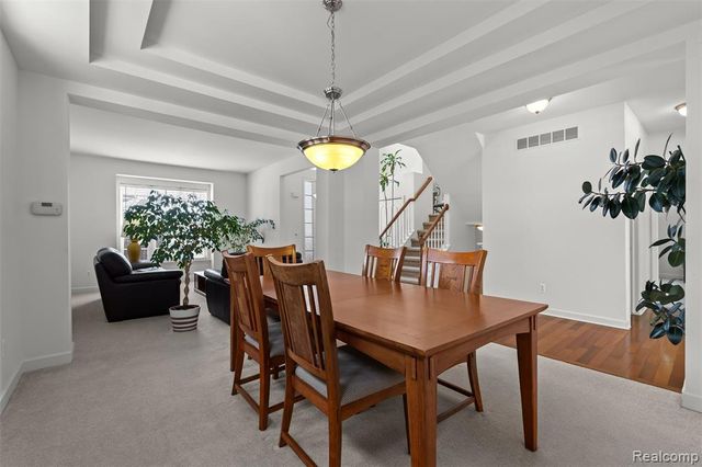 49681 S Glacier, Northville, MI 48168