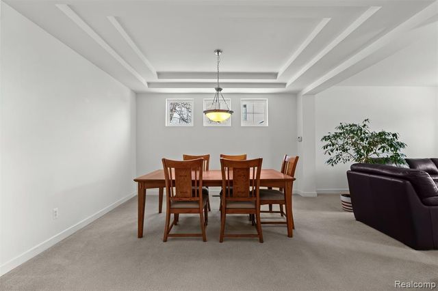 49681 S Glacier, Northville, MI 48168