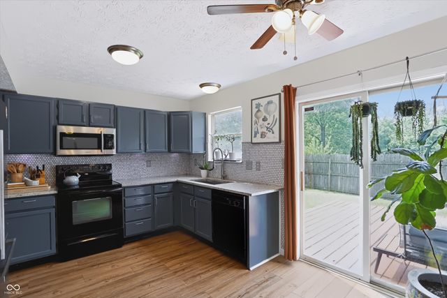 6105 Lakeside Manor Avenue, Indianapolis, IN 46254