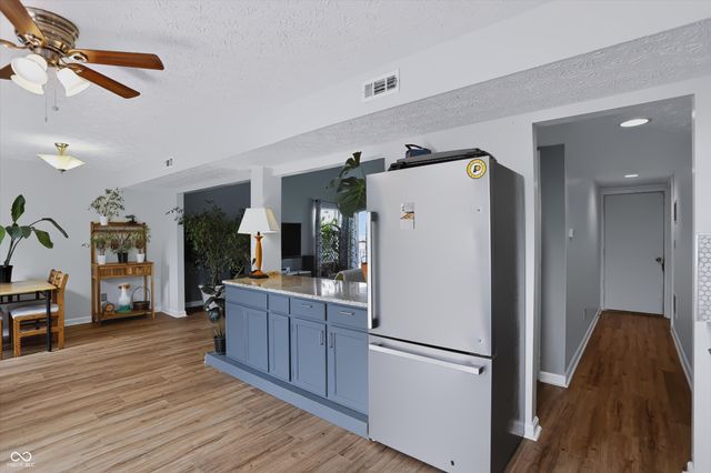 6105 Lakeside Manor Avenue, Indianapolis, IN 46254