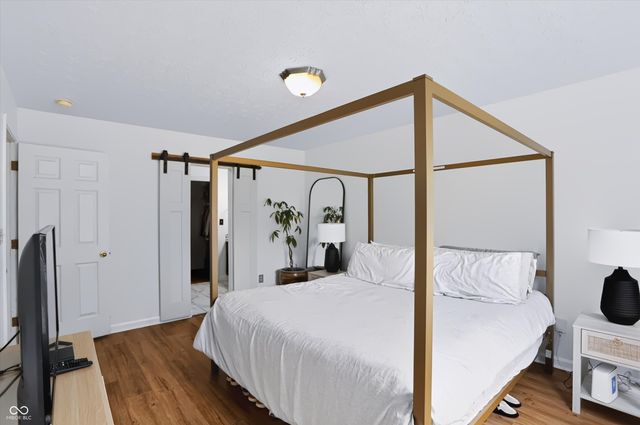 6105 Lakeside Manor Avenue, Indianapolis, IN 46254