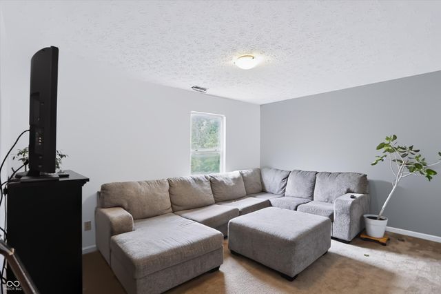 6105 Lakeside Manor Avenue, Indianapolis, IN 46254