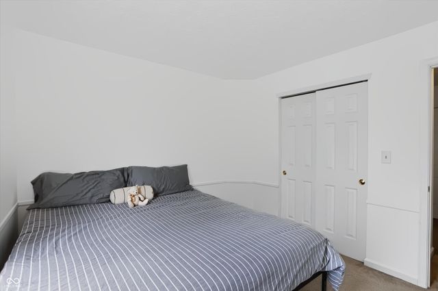 6105 Lakeside Manor Avenue, Indianapolis, IN 46254