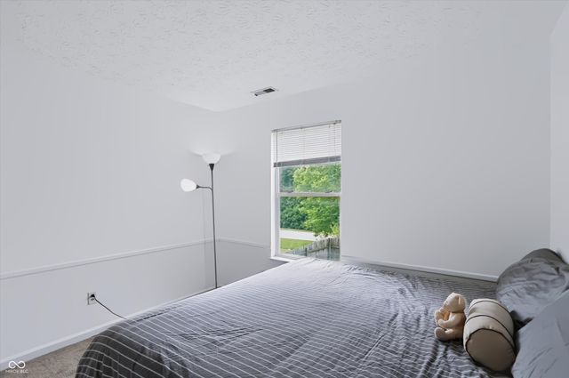 6105 Lakeside Manor Avenue, Indianapolis, IN 46254