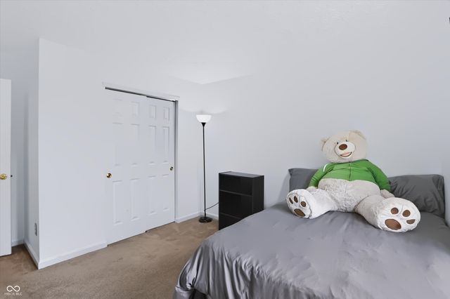 6105 Lakeside Manor Avenue, Indianapolis, IN 46254