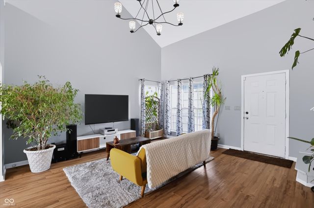 6105 Lakeside Manor Avenue, Indianapolis, IN 46254