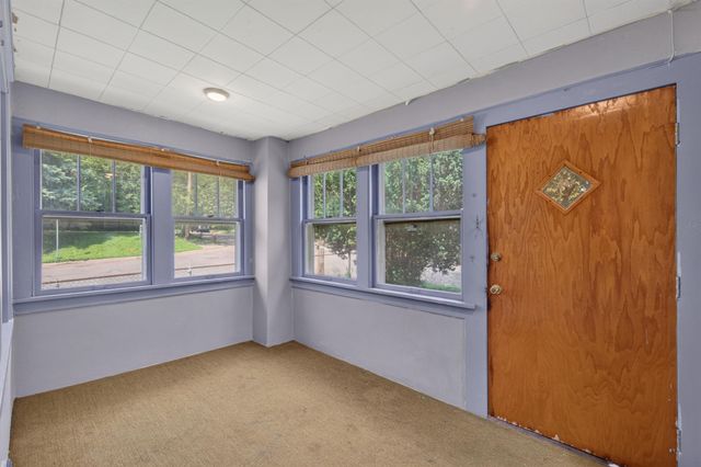 1227 Arkwright Street, Saint Paul, MN 55130