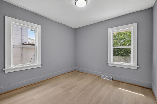 1227 Arkwright Street, Saint Paul, MN 55130