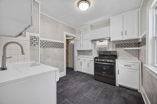 1227 Arkwright Street, Saint Paul, MN 55130