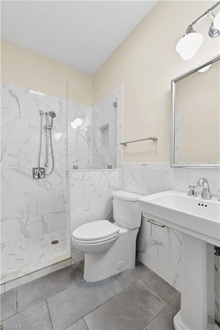 4332 Southern Oak Drive, High Point, NC 27265