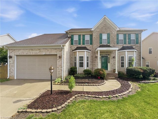 4332 Southern Oak Drive, High Point, NC 27265