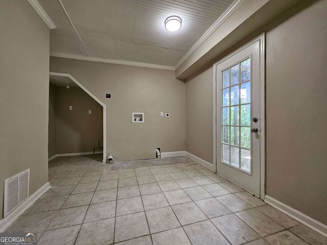 1178 Indian Way, Lilburn, GA 30047