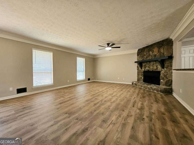 1178 Indian Way, Lilburn, GA 30047